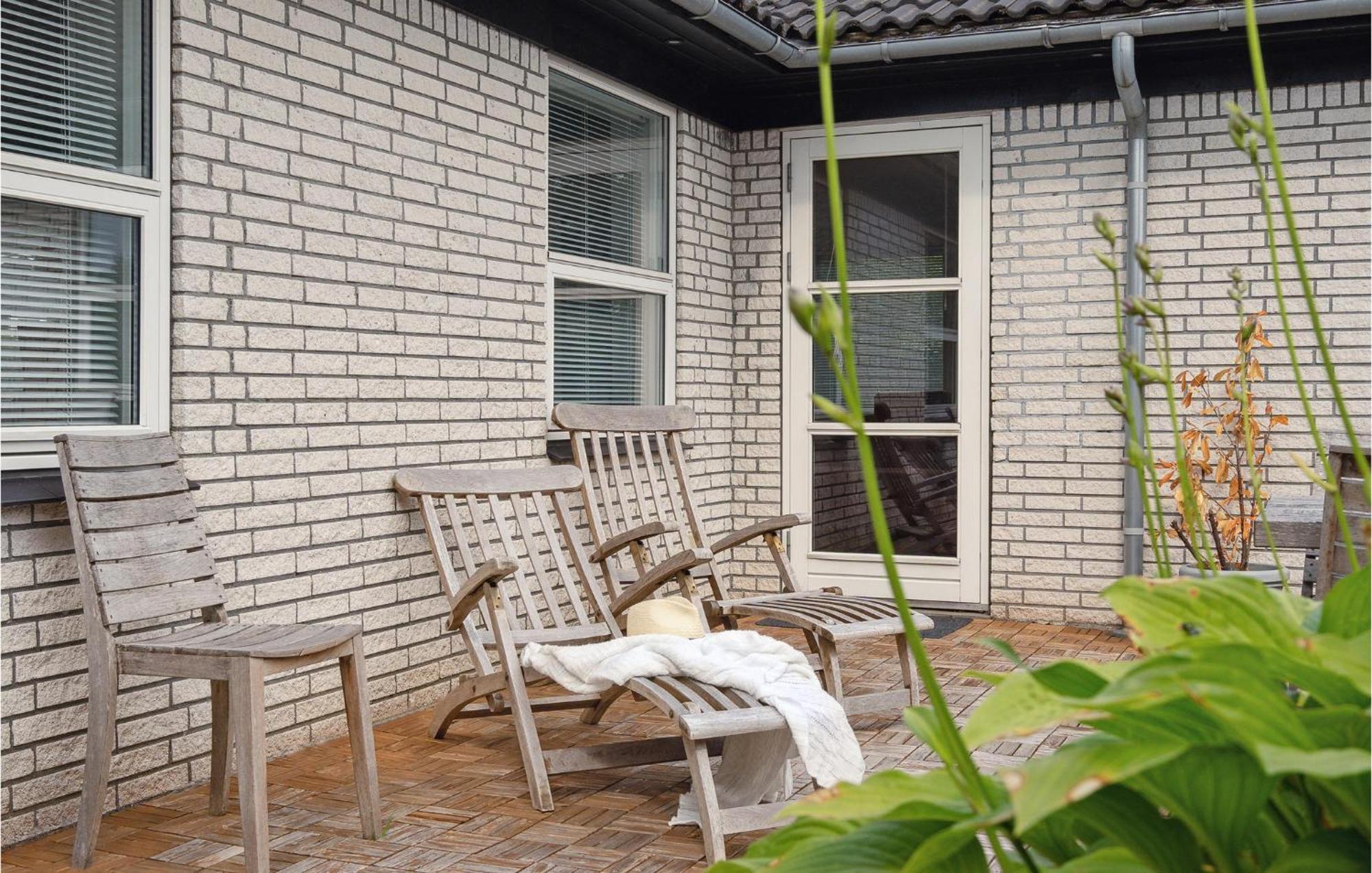 Gorgeous Home In Sunds With Kitchen 외부 사진