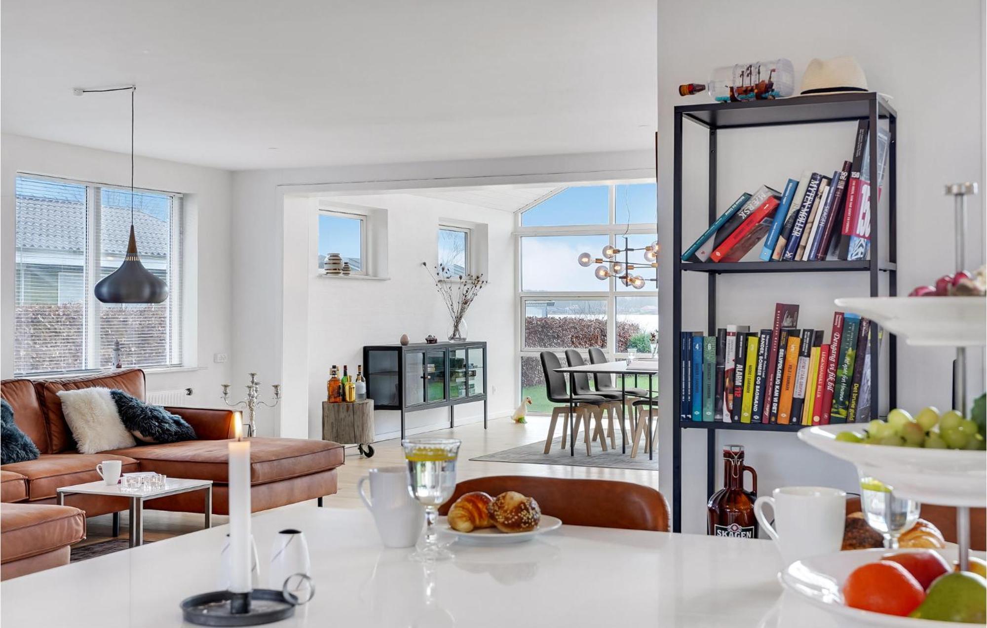 Gorgeous Home In Sunds With Kitchen 외부 사진